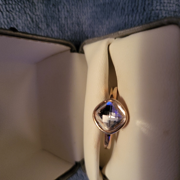 Gold-tone cubic-zirconia multi-faceted ring - Picture 1 of 5